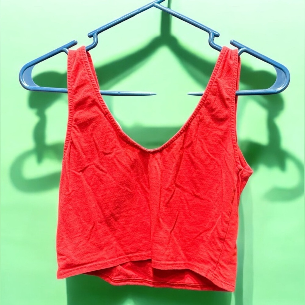 Project social red crop top MEDIUM